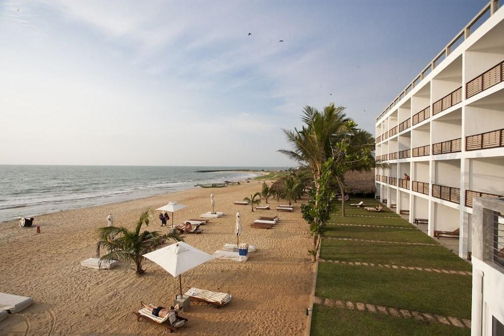 Jetwing Sea Hotel Negombo Bagian luar foto