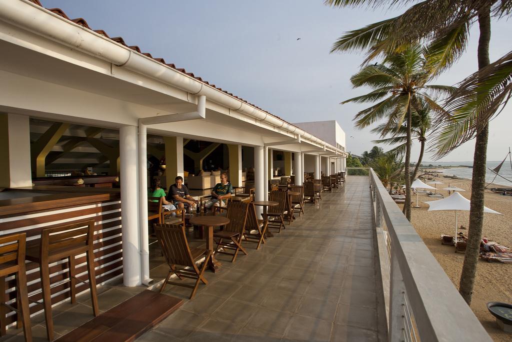 Jetwing Sea Hotel Negombo Bagian luar foto